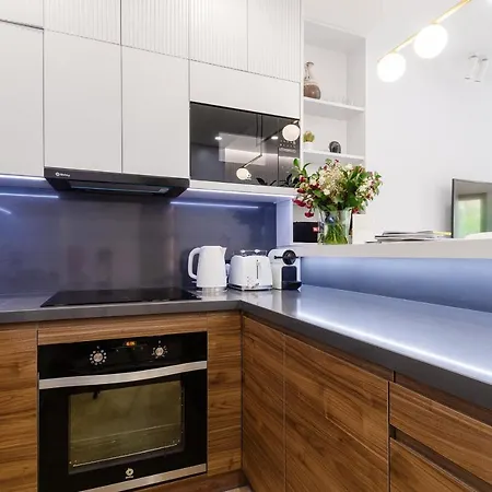 Luxury Blue Coast Seaside Retreat דירה