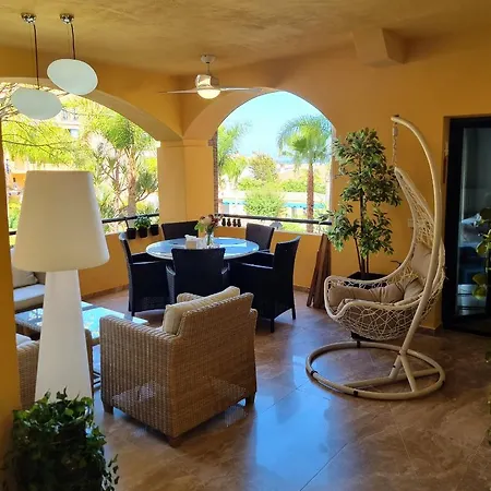 Luxury Blue Coast Seaside Retreat Apartment Marbella